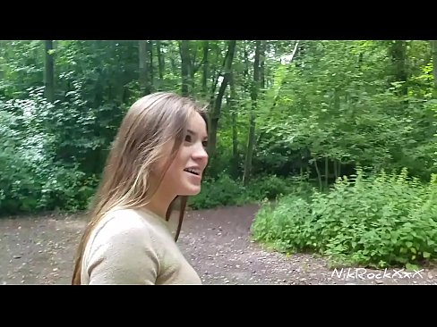 ❤️ Ek het vir Evelina voorgestel dat ons in 'n publieke plek naai! Sy het ja gesê. Toe genaai ek haar in die gat en kom in haar mond. Toe vis sy haarself. ❌ Seksvideo by ons ☑