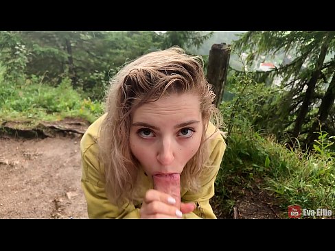 ❤️ Meisie sluk cum na 'n openbare blowjob - Eva Elfi ❌ Seksvideo by ons ☑